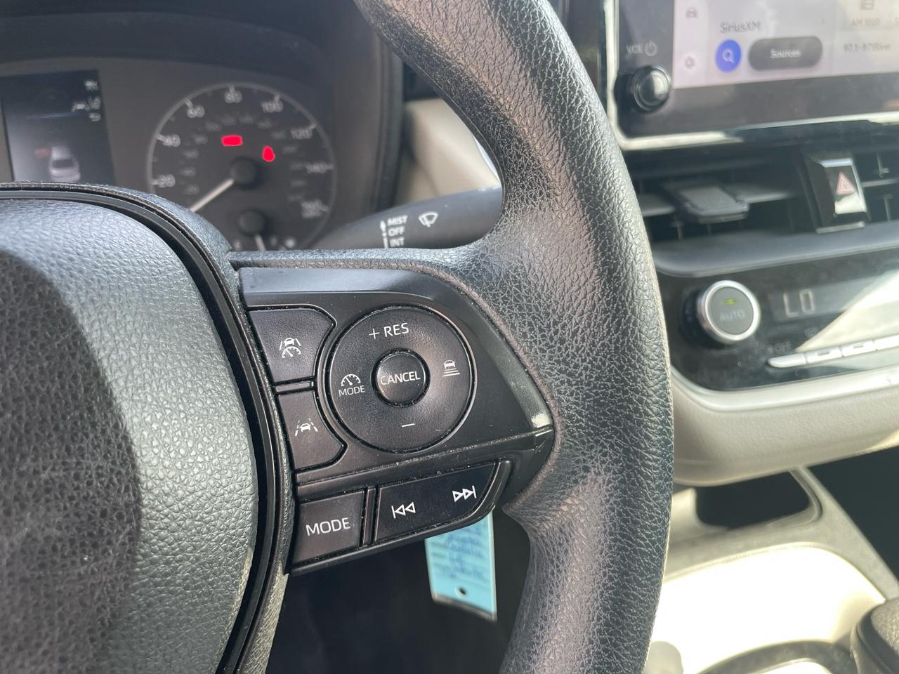 Toyota Corolla LE CVT (Natl) 2023