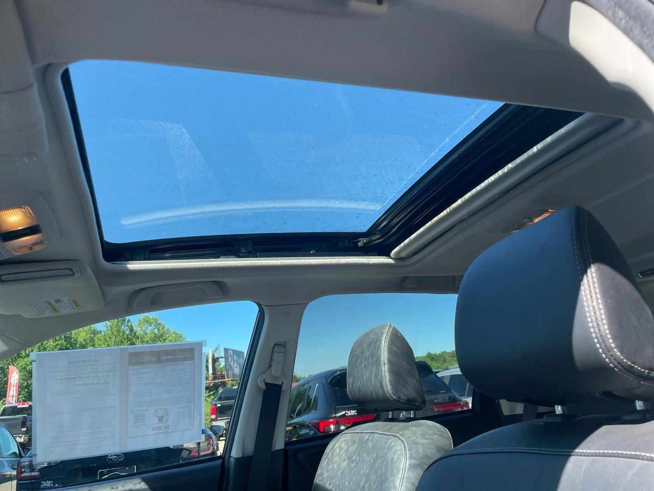 Subaru Forester 2.5i Limited CVT 2017