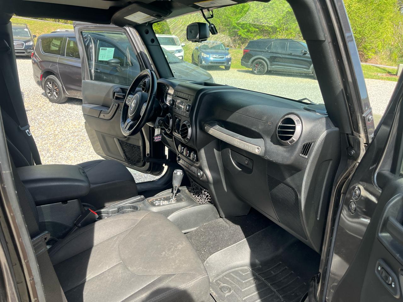 Jeep Wrangler Unlimited Sport 4x4 2017