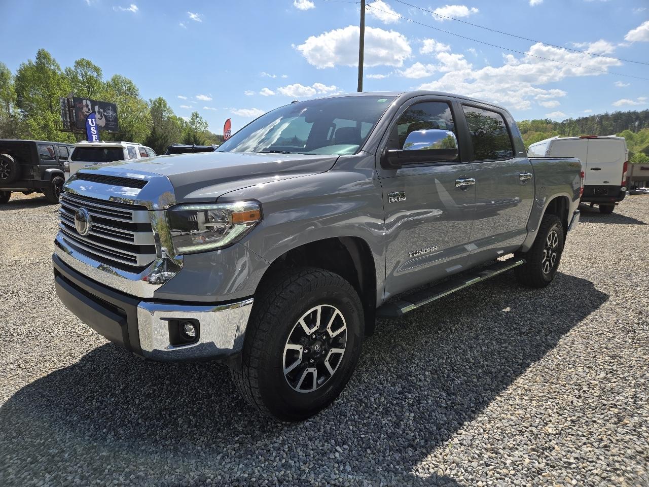 Toyota Tundra 4WD Limited CrewMax 5.5' Bed 5.7L FFV (Natl) 2018