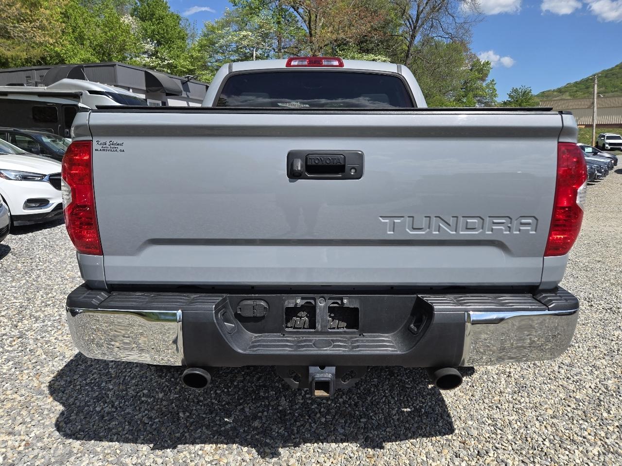 Toyota Tundra 4WD Limited CrewMax 5.5' Bed 5.7L FFV (Natl) 2018