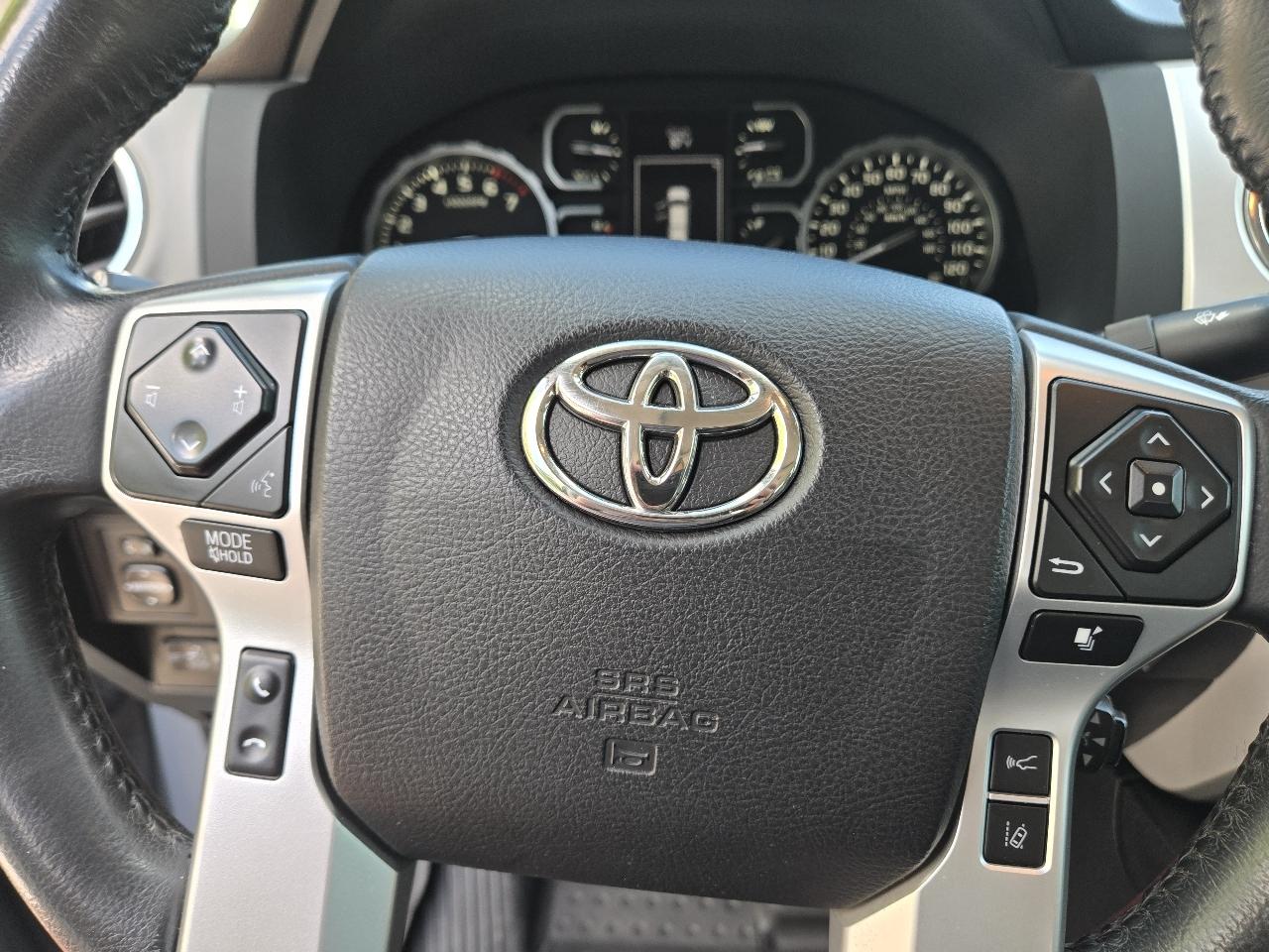 Toyota Tundra 4WD Limited CrewMax 5.5' Bed 5.7L FFV (Natl) 2018