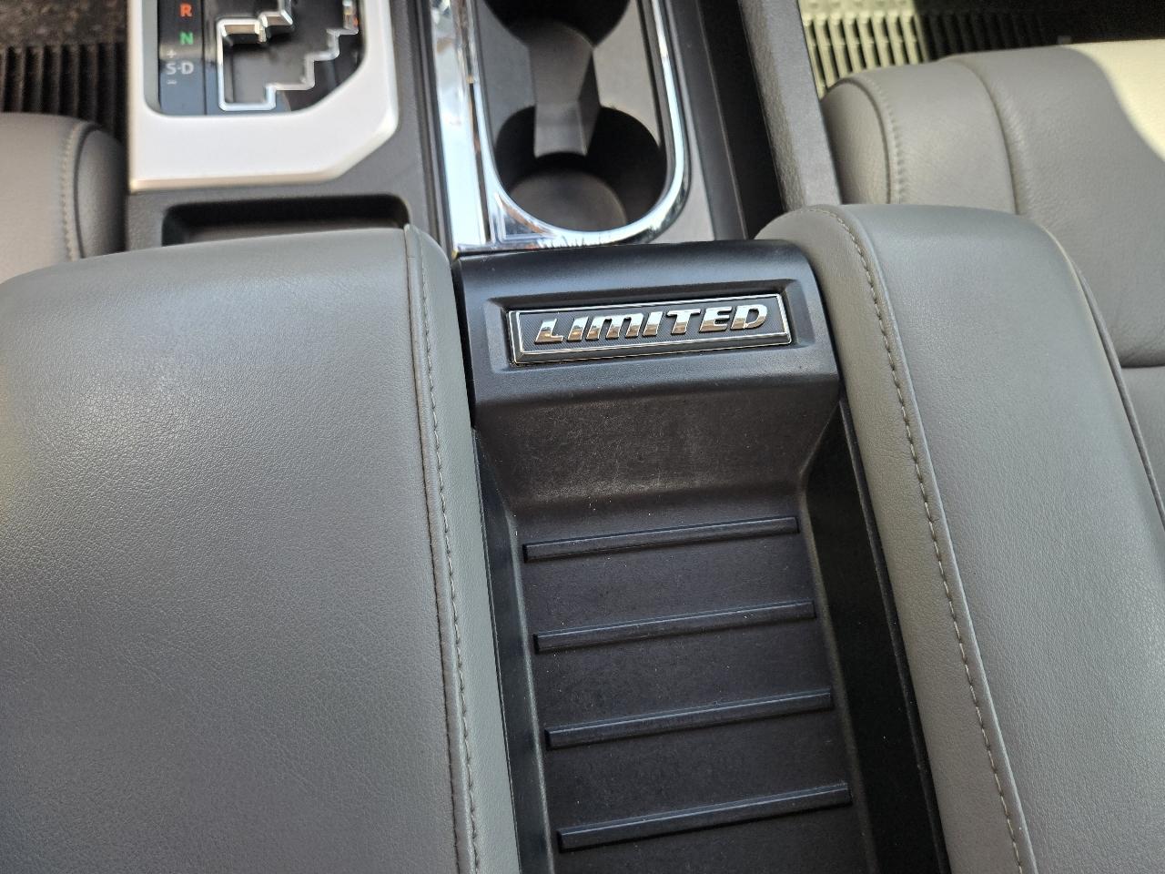 Toyota Tundra 4WD Limited CrewMax 5.5' Bed 5.7L FFV (Natl) 2018