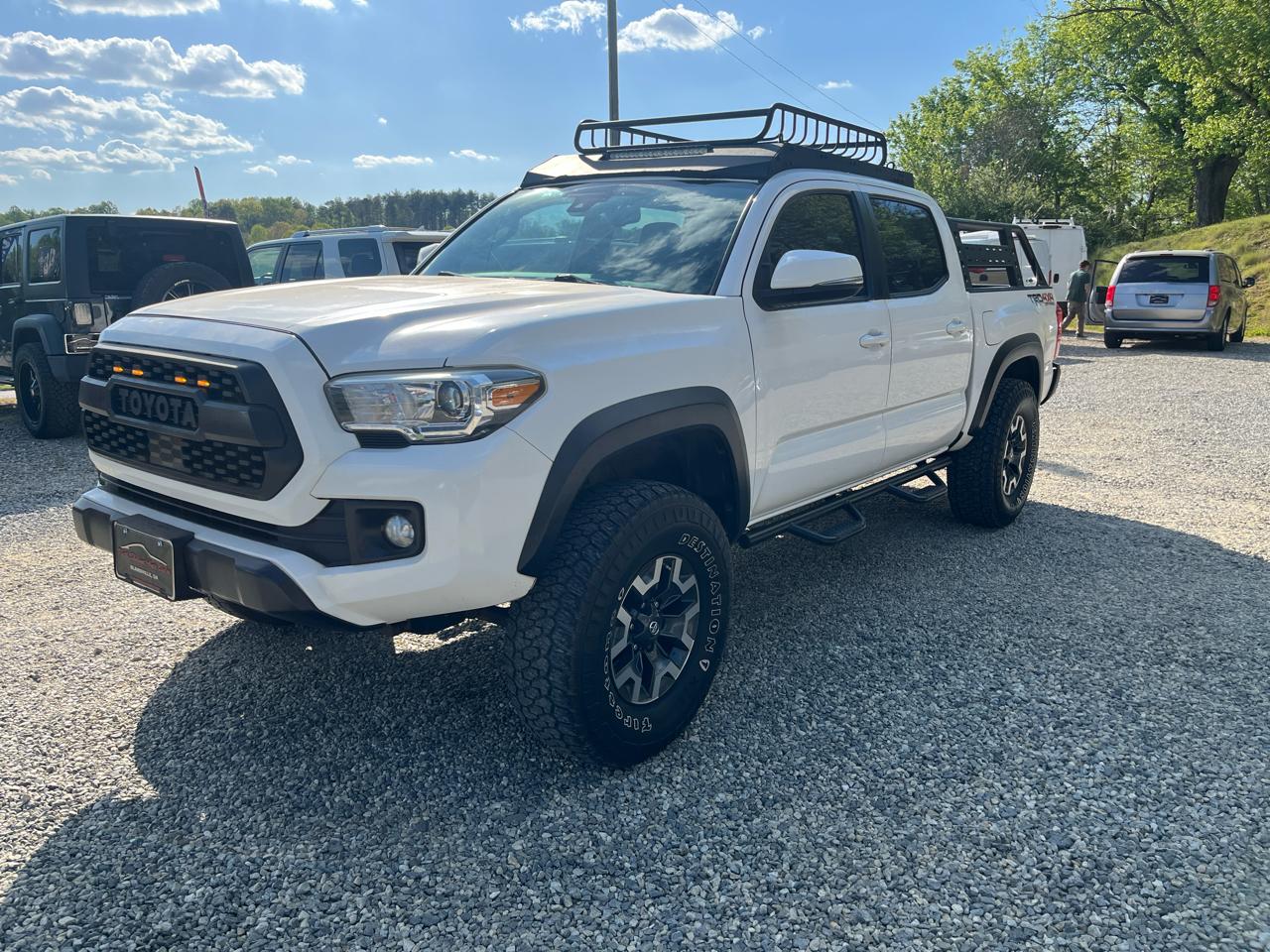 Toyota Tacoma 4WD Double Cab V6 AT TRD Off Road (Natl) 2018