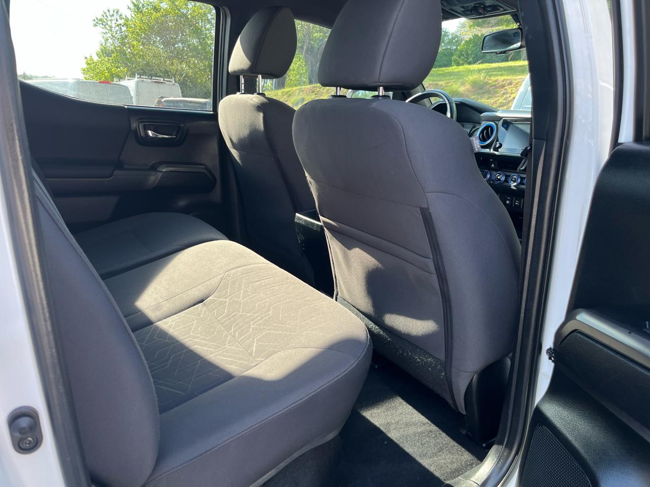 Toyota Tacoma 4WD Double Cab V6 AT TRD Off Road (Natl) 2018