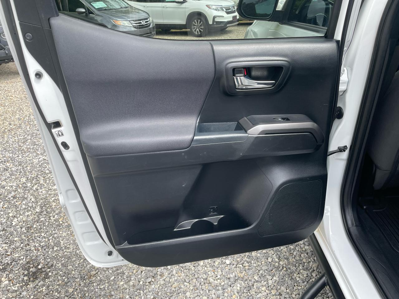 Toyota Tacoma 4WD Double Cab V6 AT TRD Off Road (Natl) 2018