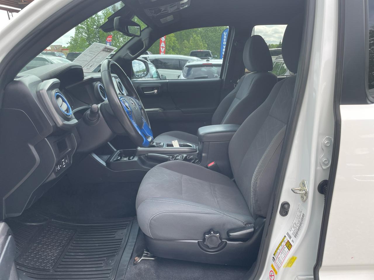 Toyota Tacoma 4WD Double Cab V6 AT TRD Off Road (Natl) 2018