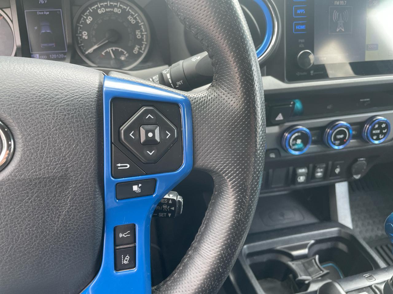 Toyota Tacoma 4WD Double Cab V6 AT TRD Off Road (Natl) 2018