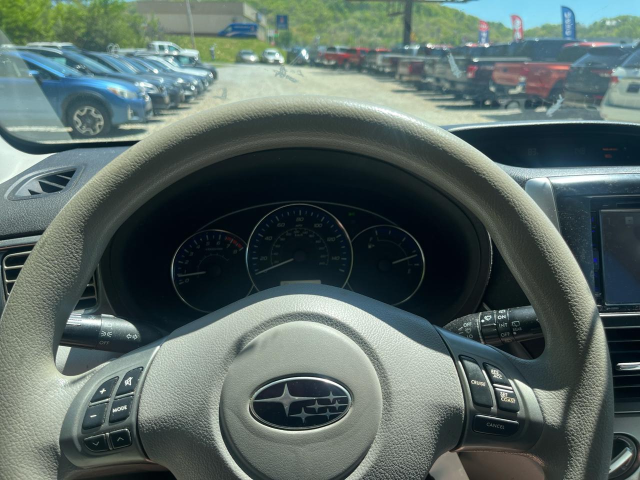 Subaru Forester 4dr Auto 2.5X Premium w/All-W Pkg & TomTom Nav 2011