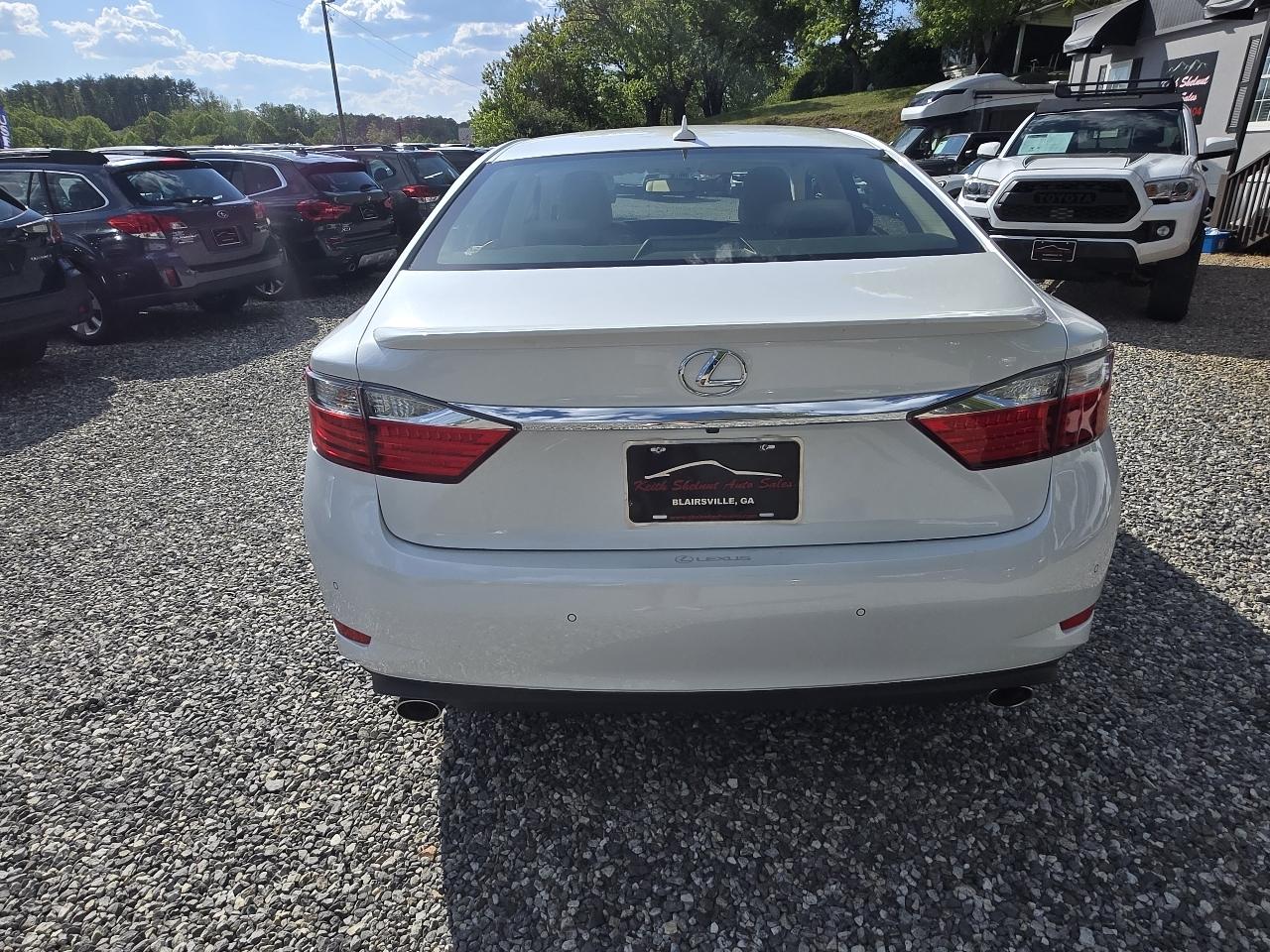 Lexus ES 350 4dr Sdn 2013