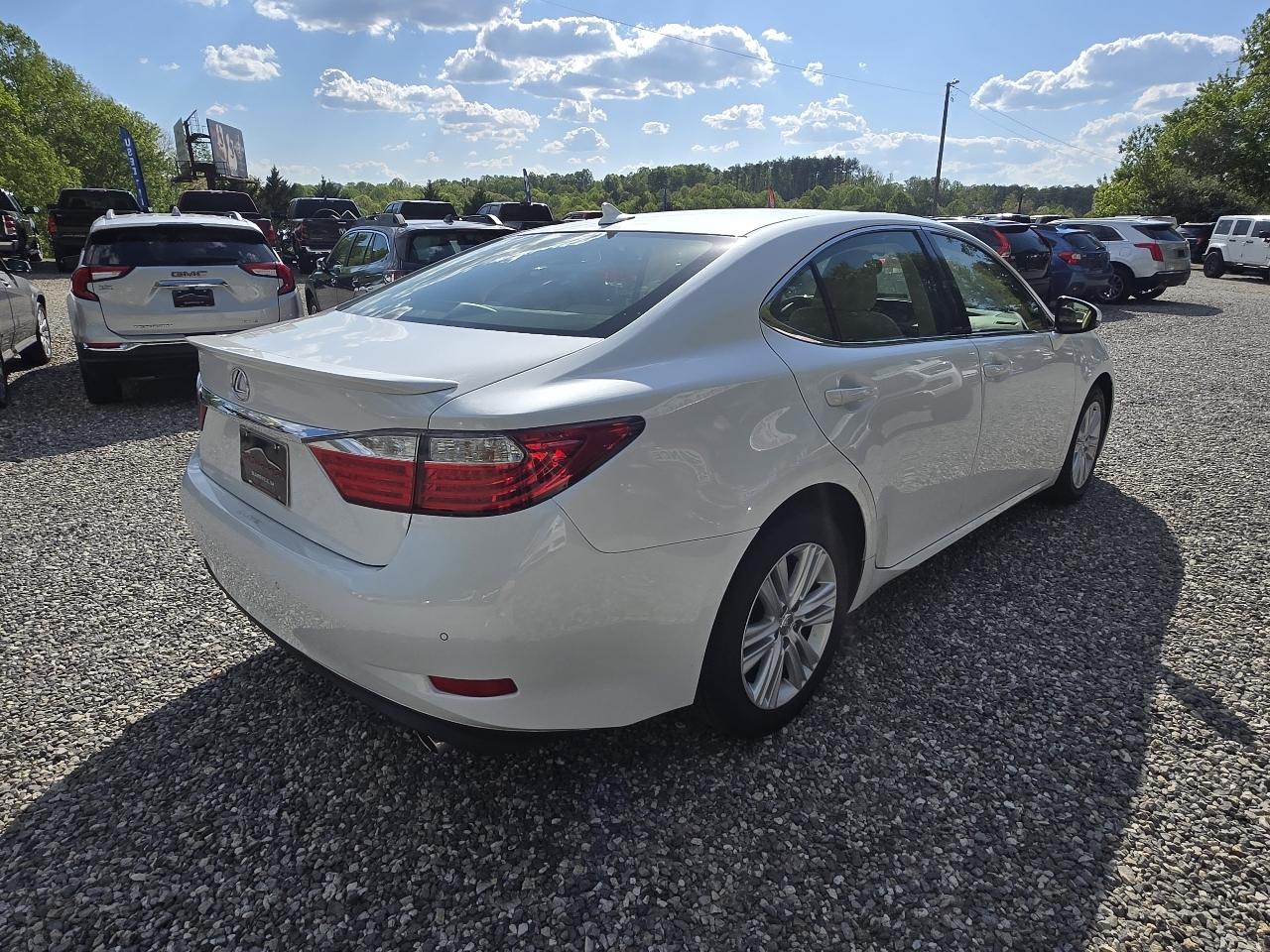 Lexus ES 350 4dr Sdn 2013