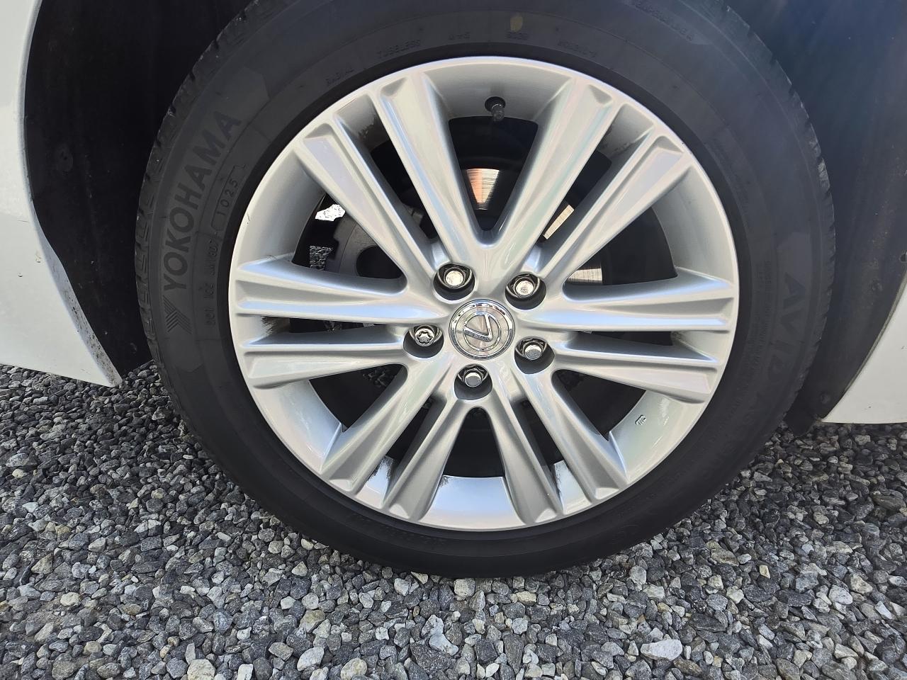 Lexus ES 350 4dr Sdn 2013