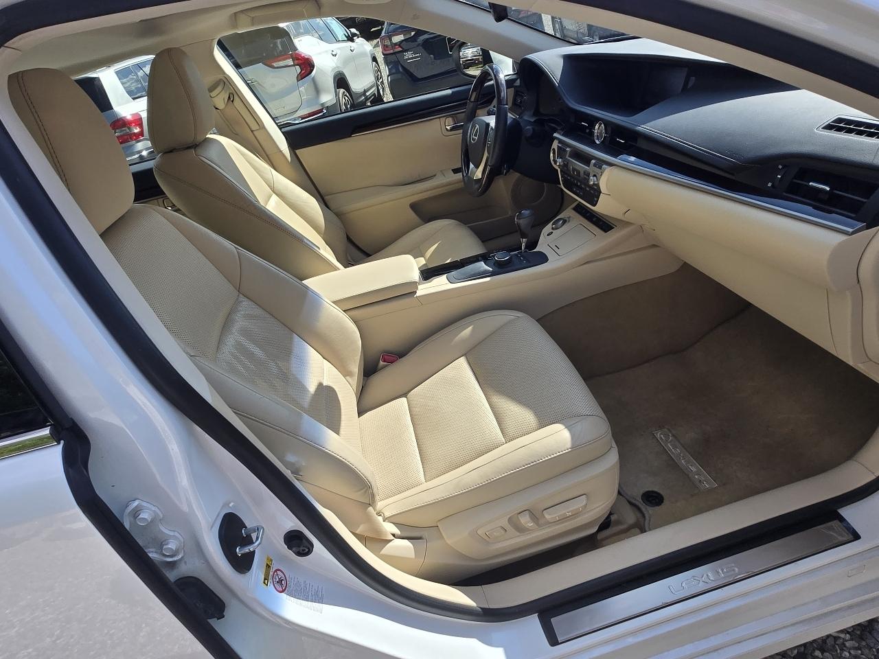 Lexus ES 350 4dr Sdn 2013