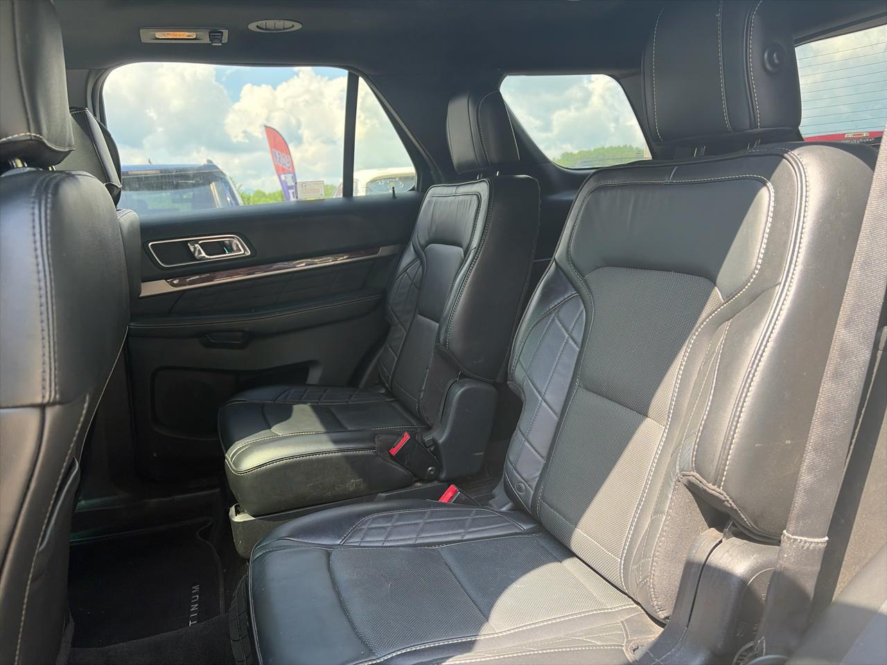 Ford Explorer 4WD 4dr Platinum 2016