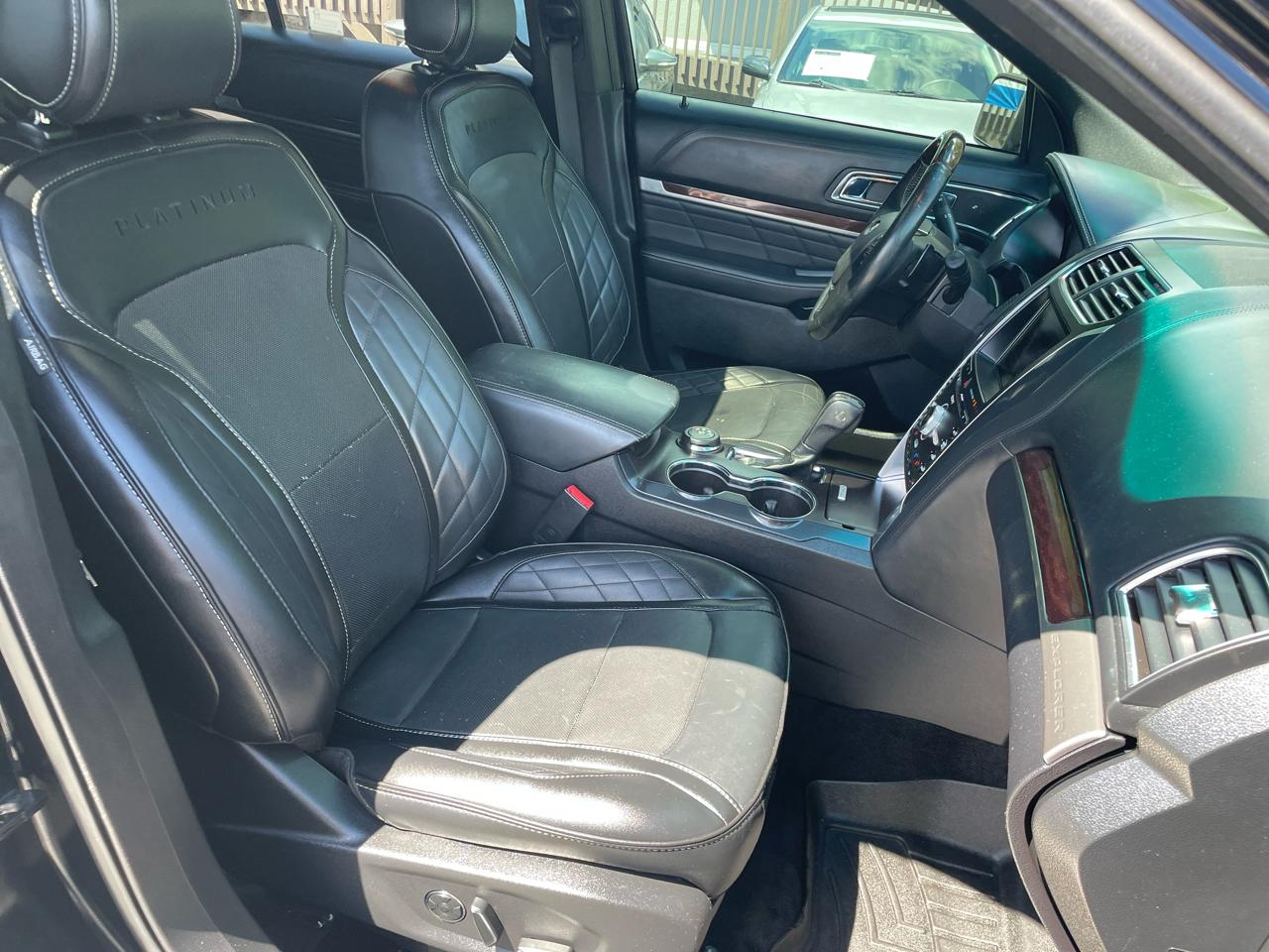 Ford Explorer 4WD 4dr Platinum 2016