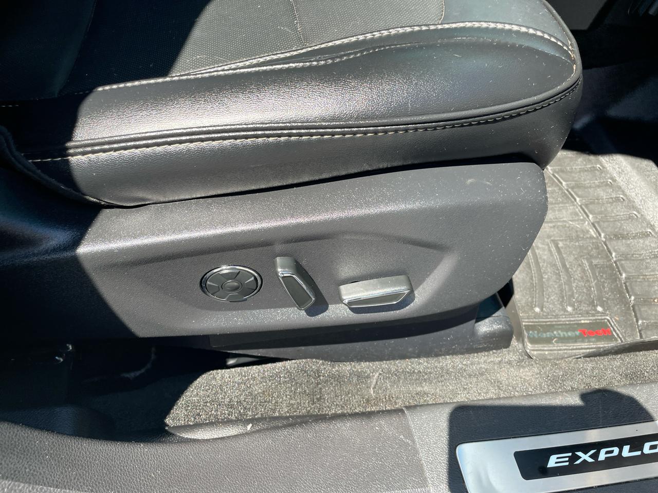 Ford Explorer 4WD 4dr Platinum 2016