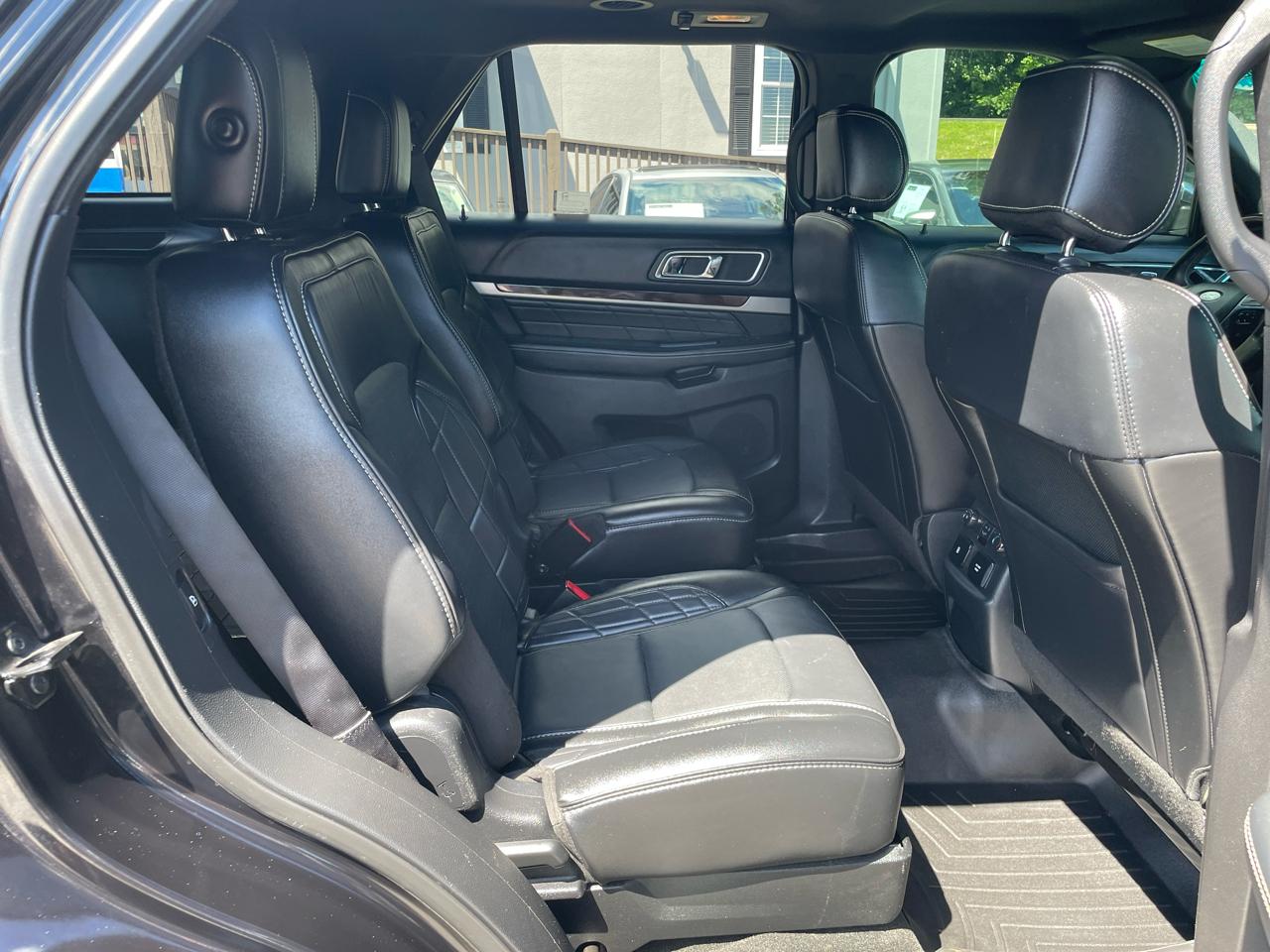 Ford Explorer 4WD 4dr Platinum 2016