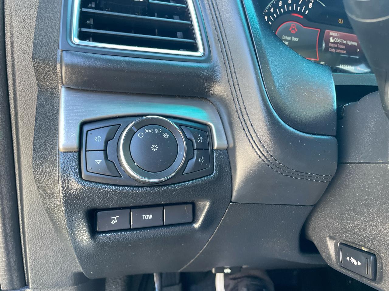 Ford Explorer 4WD 4dr Platinum 2016