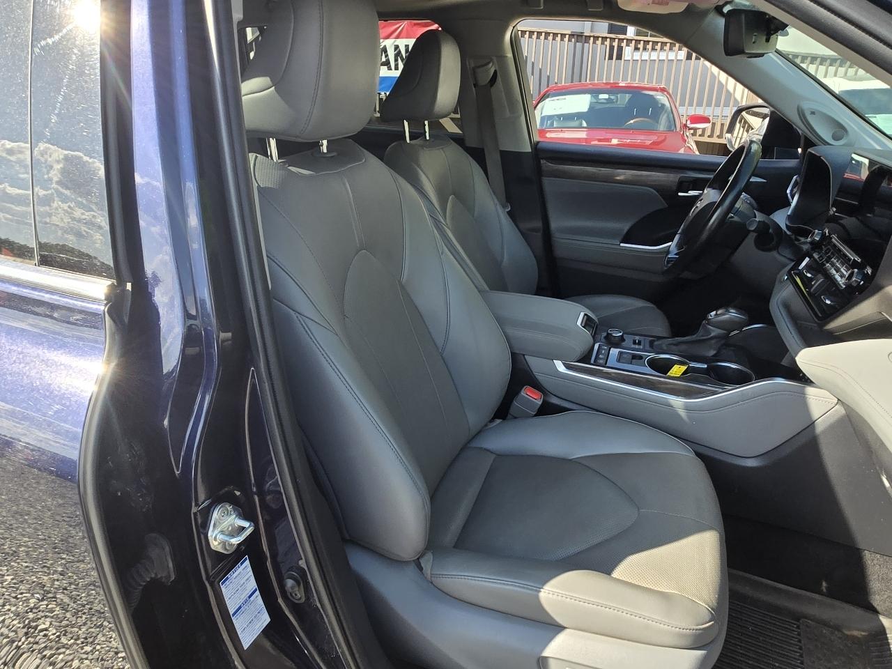 Toyota Highlander Limited AWD (Natl) 2022