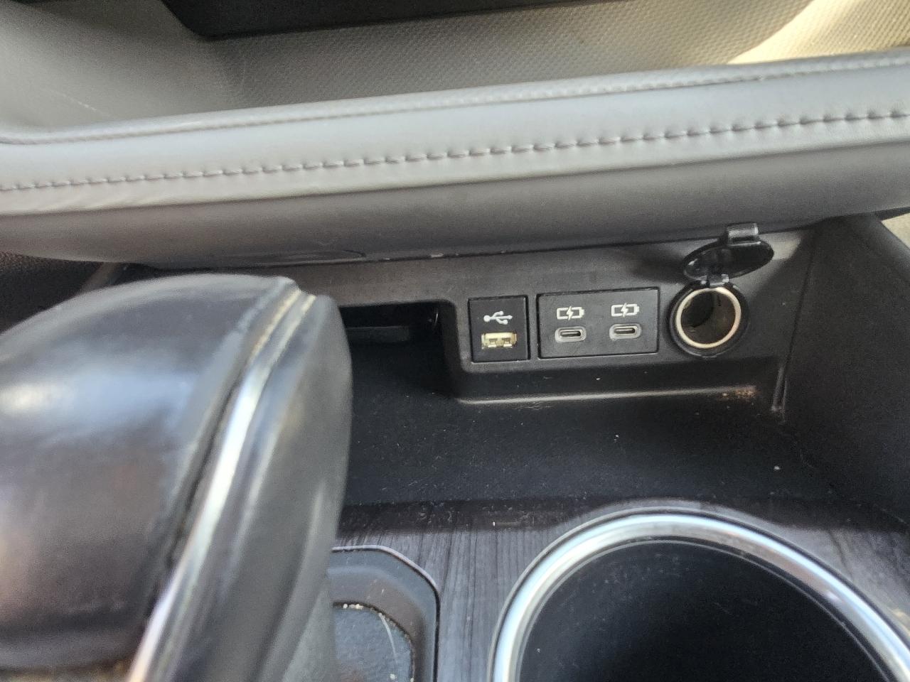 Toyota Highlander Limited AWD (Natl) 2022