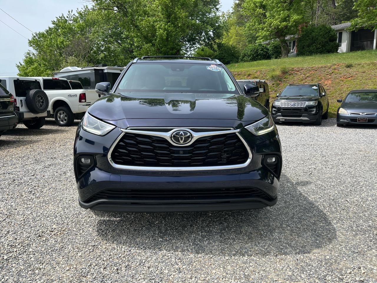 Toyota Highlander Limited AWD (Natl) 2022
