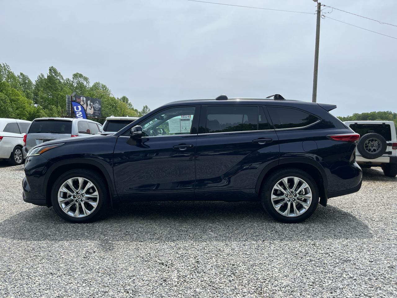 Toyota Highlander Limited AWD (Natl) 2022
