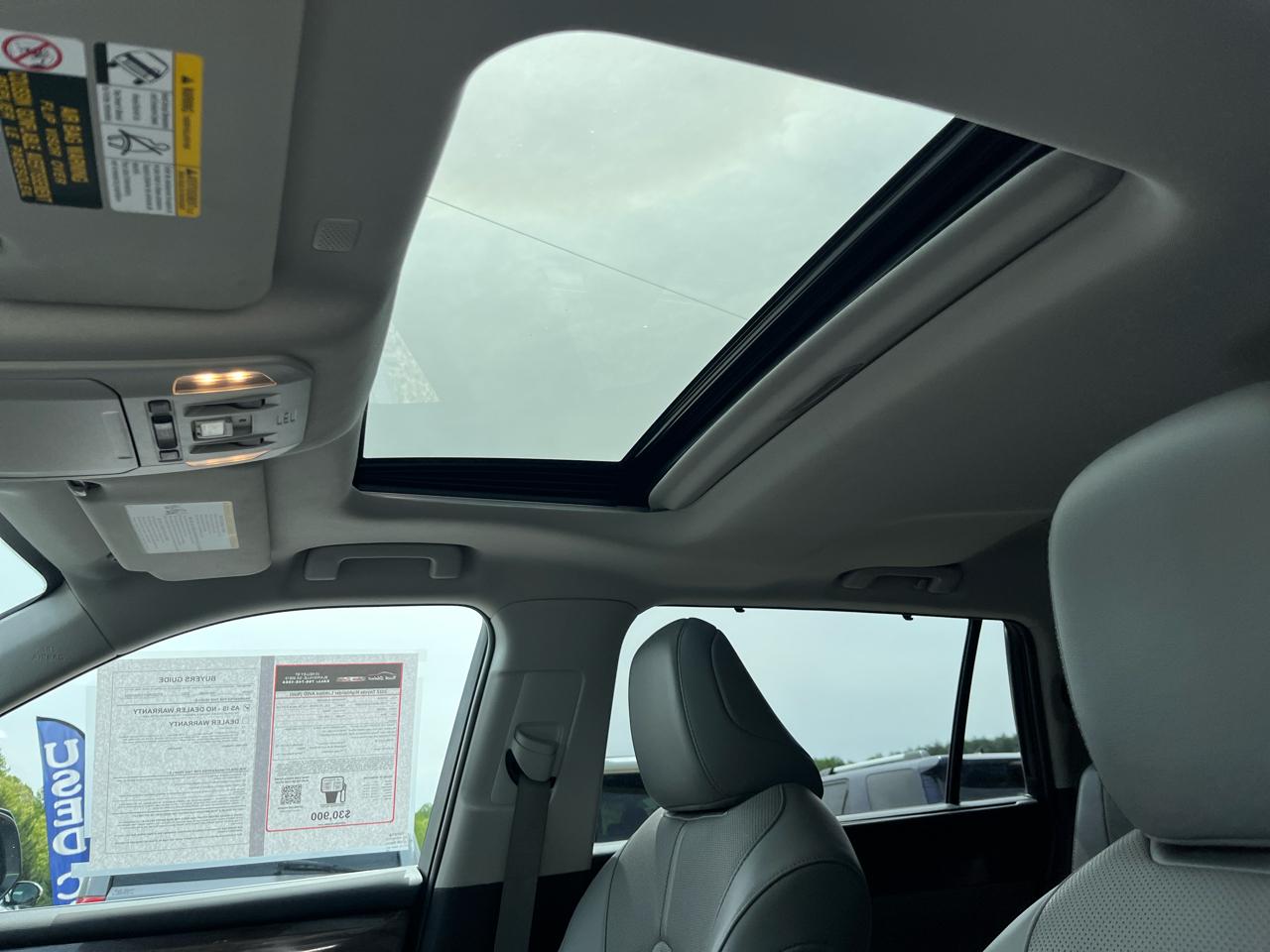 Toyota Highlander Limited AWD (Natl) 2022