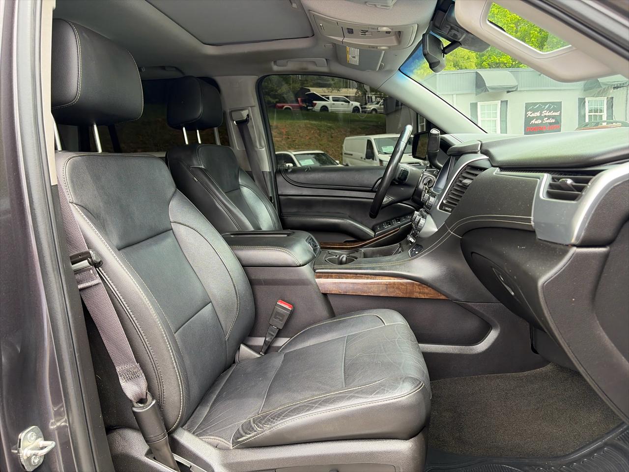 Chevrolet Tahoe 4WD 4dr LT 2017