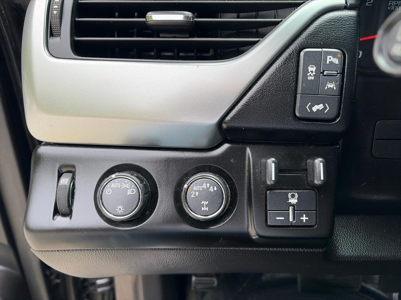 Chevrolet Tahoe 4WD 4dr LT 2017