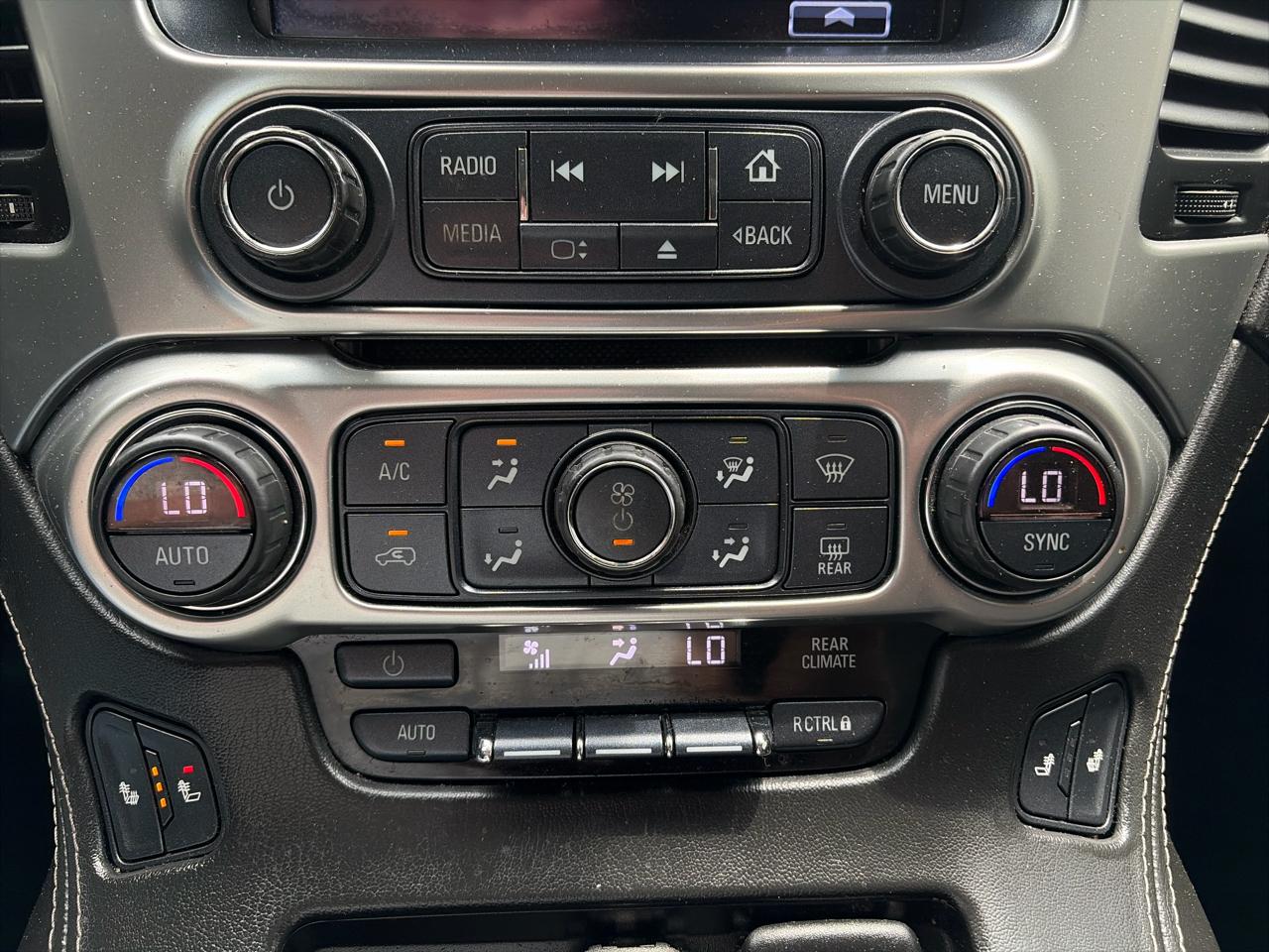 Chevrolet Tahoe 4WD 4dr LT 2017