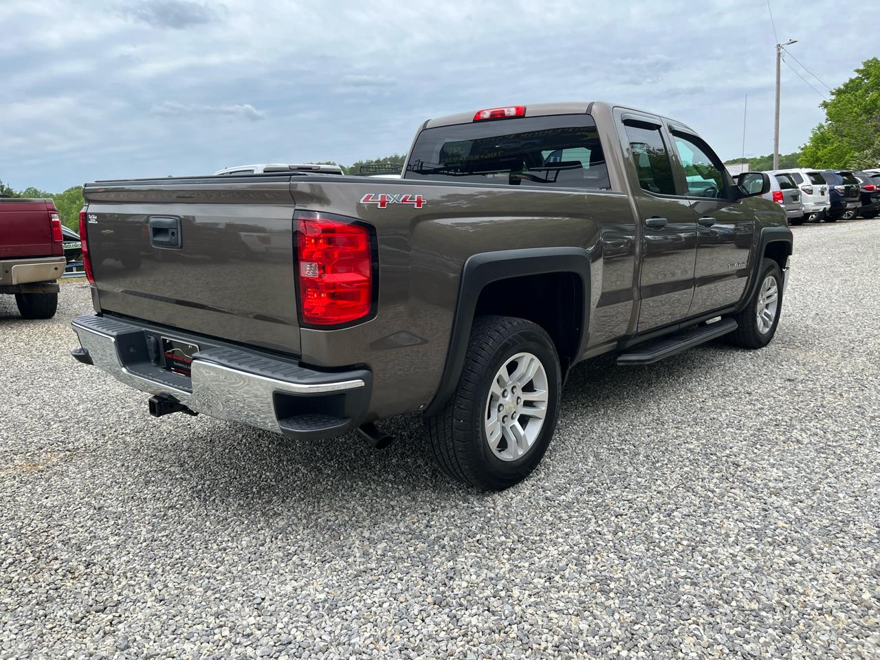 Chevrolet Silverado 1500 4WD Double Cab 143.5" LT w/1LT 2014