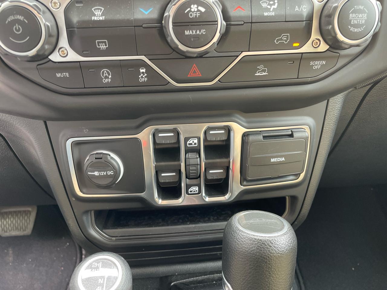 Jeep Gladiator Sport S 4x4 2023