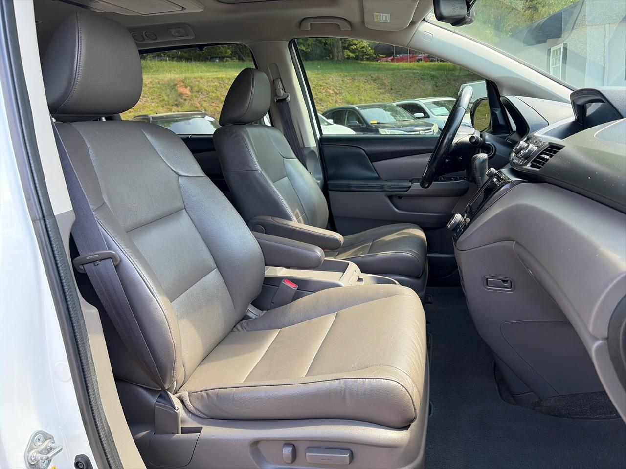 Honda Odyssey Touring Elite 2015