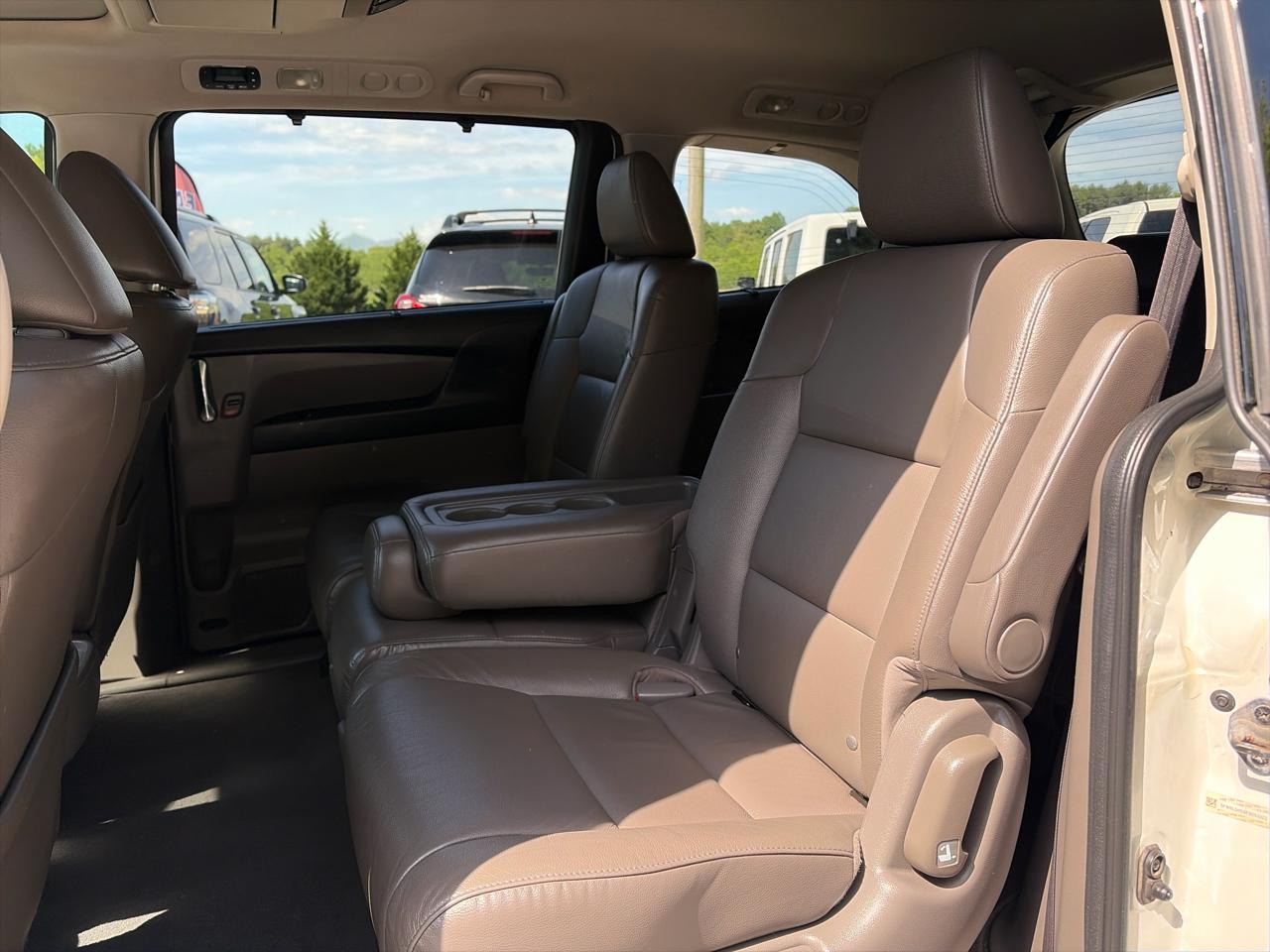 Honda Odyssey Touring Elite 2015