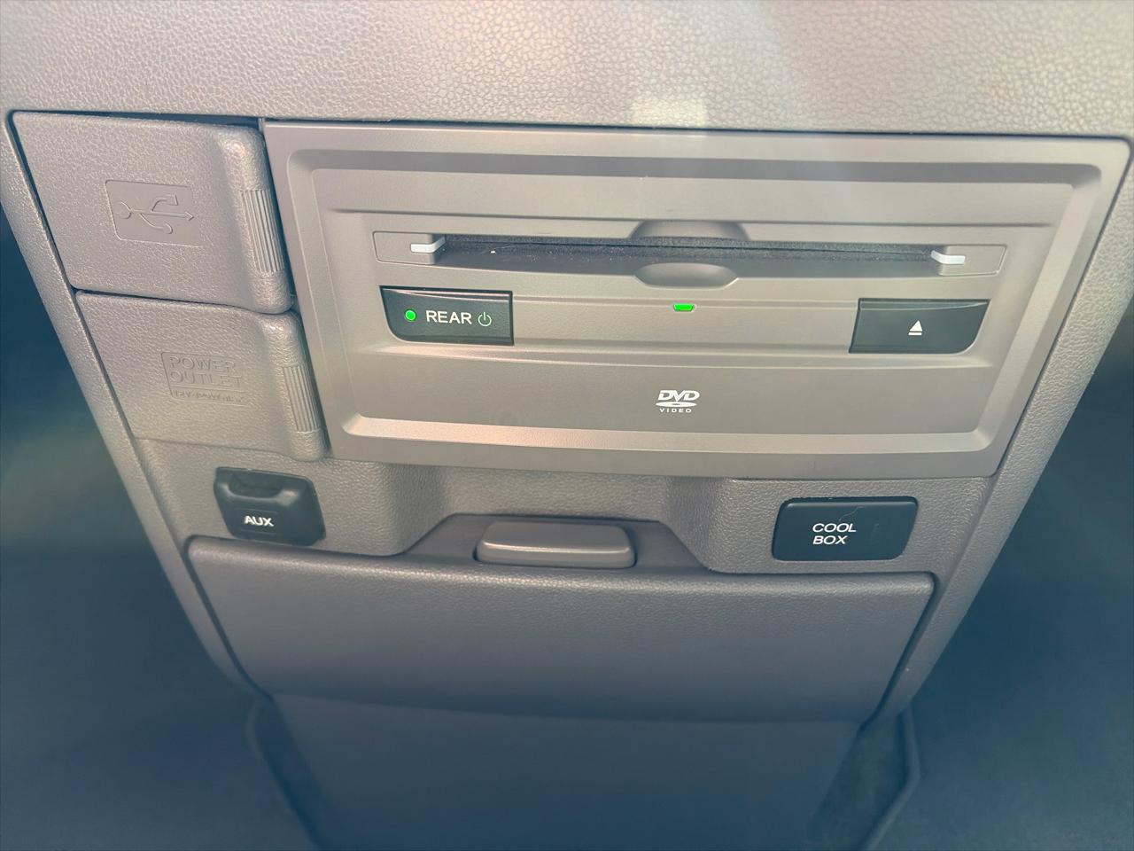 Honda Odyssey Touring Elite 2015