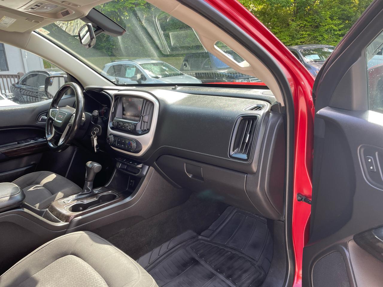 GMC Canyon 4WD Crew Cab 128.3" SLE 2015