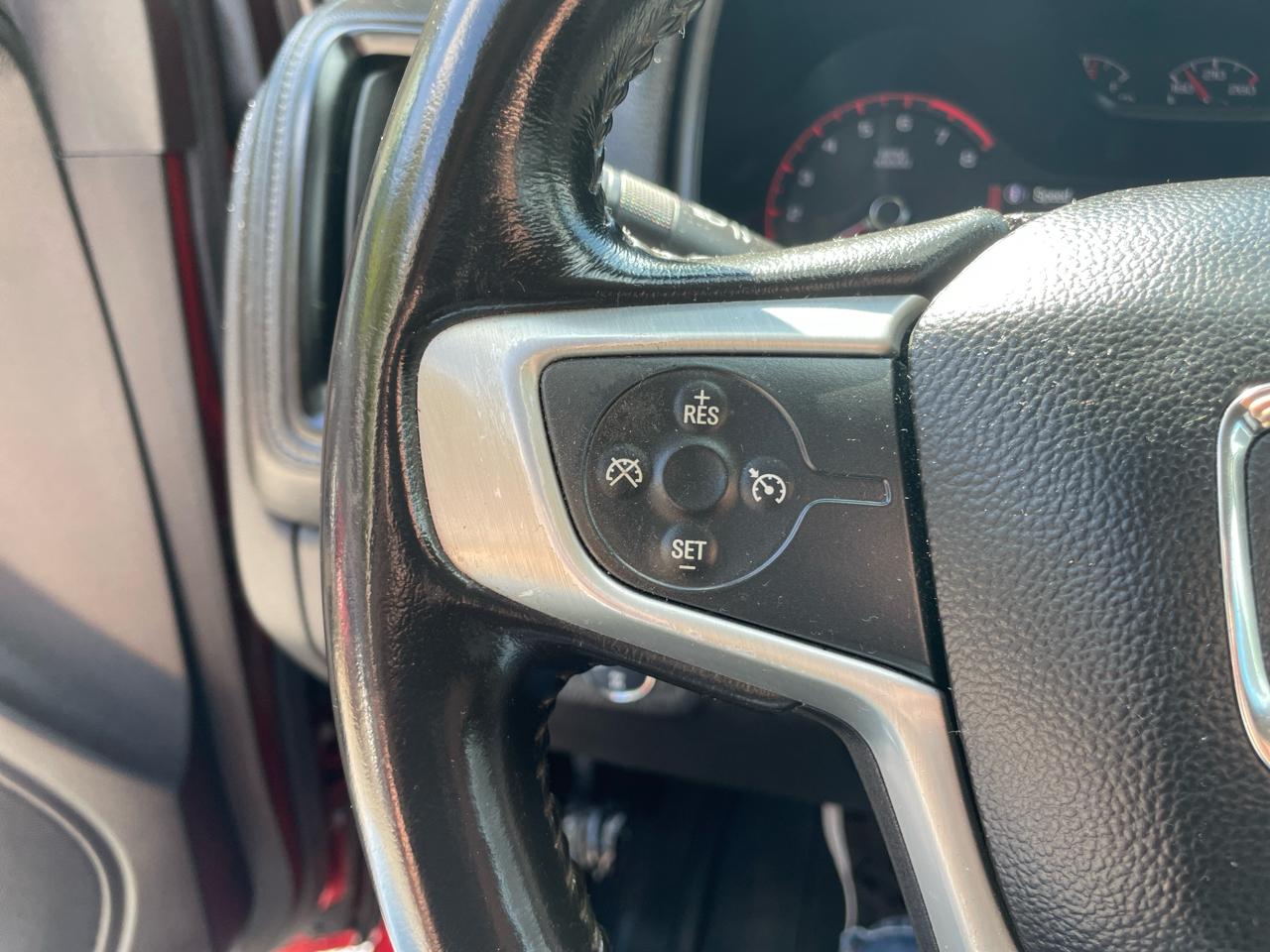 GMC Canyon 4WD Crew Cab 128.3" SLE 2015