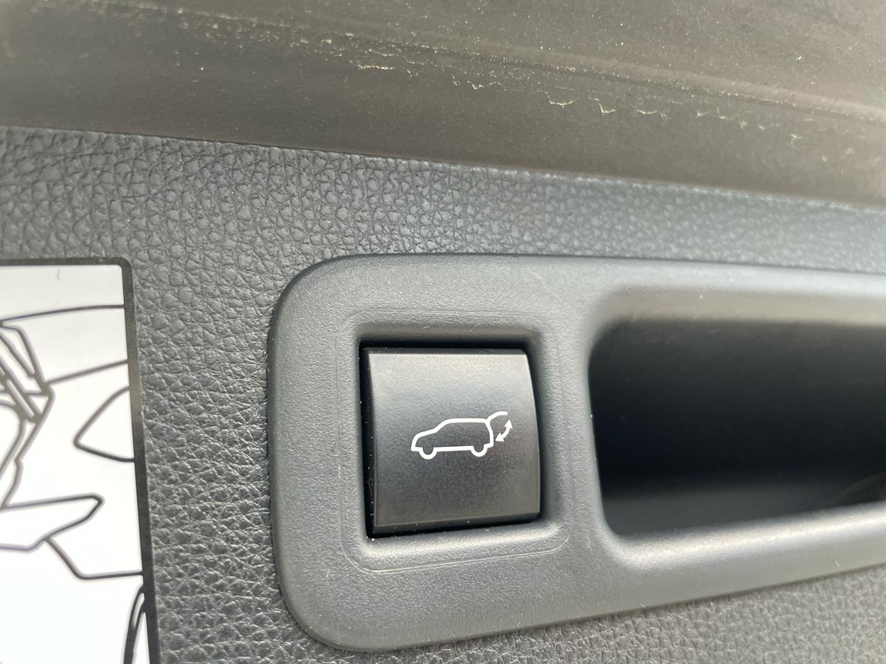 Toyota Highlander Platinum FWD (Natl) 2021