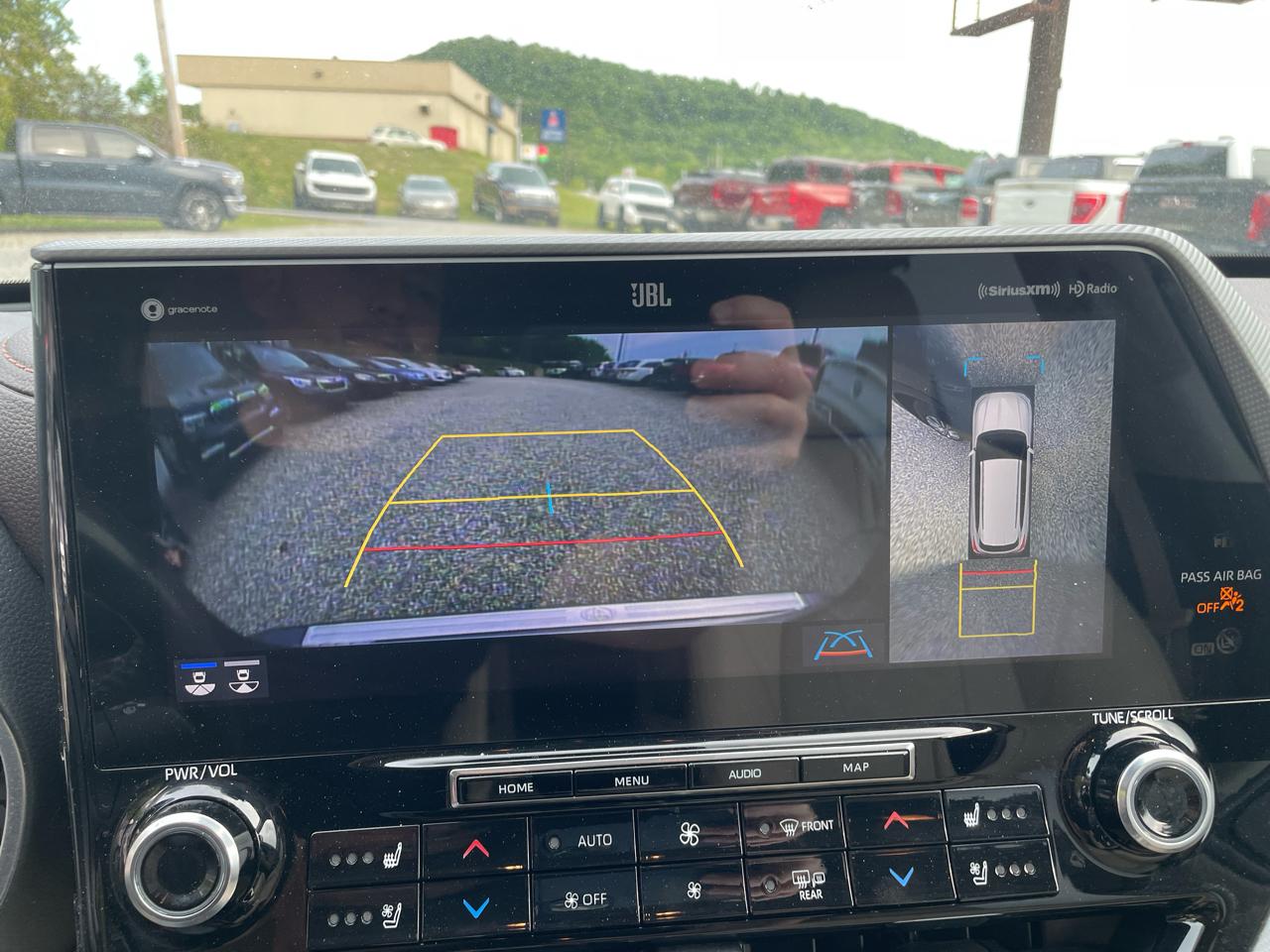 Toyota Highlander Platinum FWD (Natl) 2021