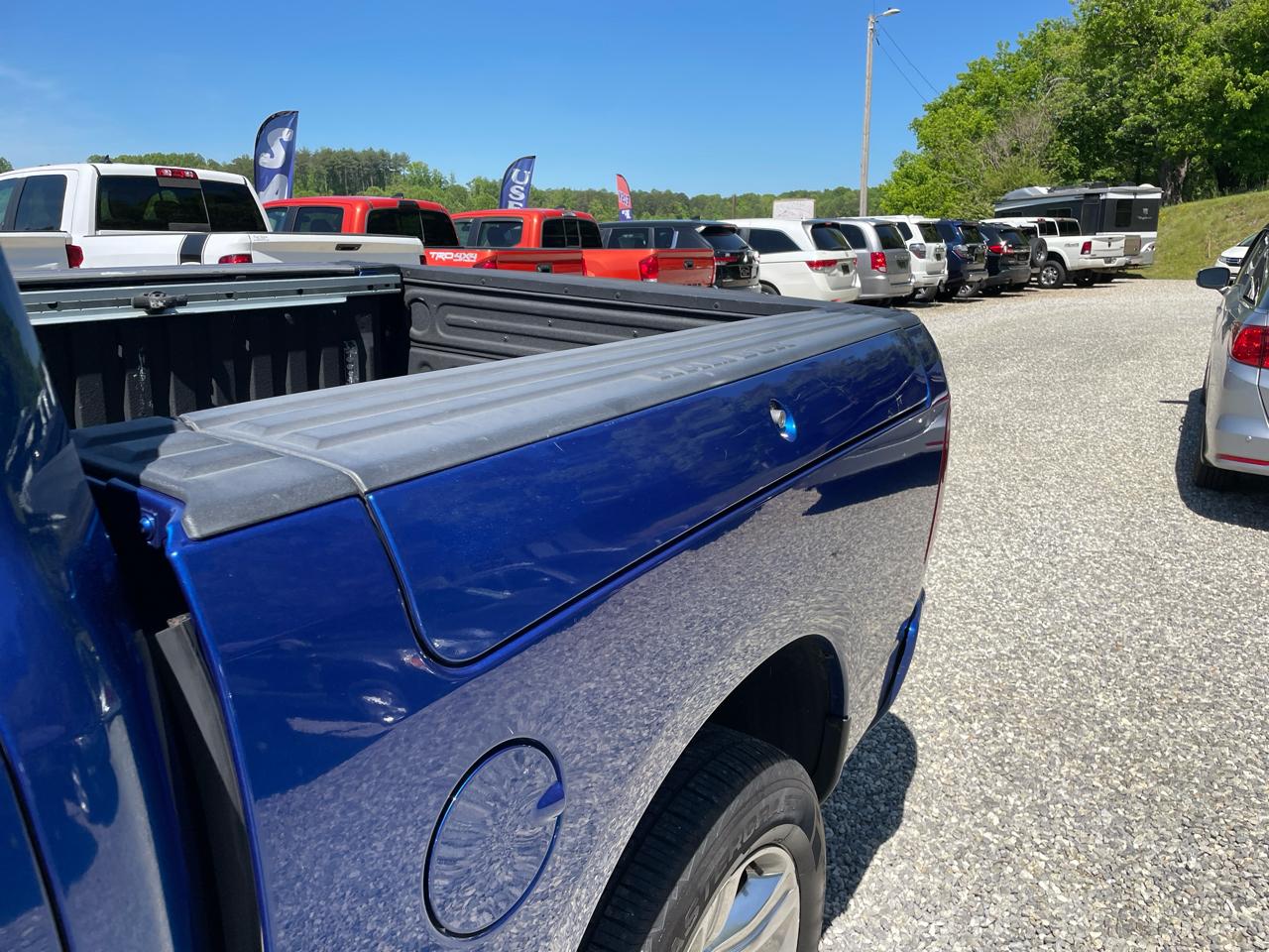 RAM 1500 4WD Crew Cab 140.5" Sport 2017