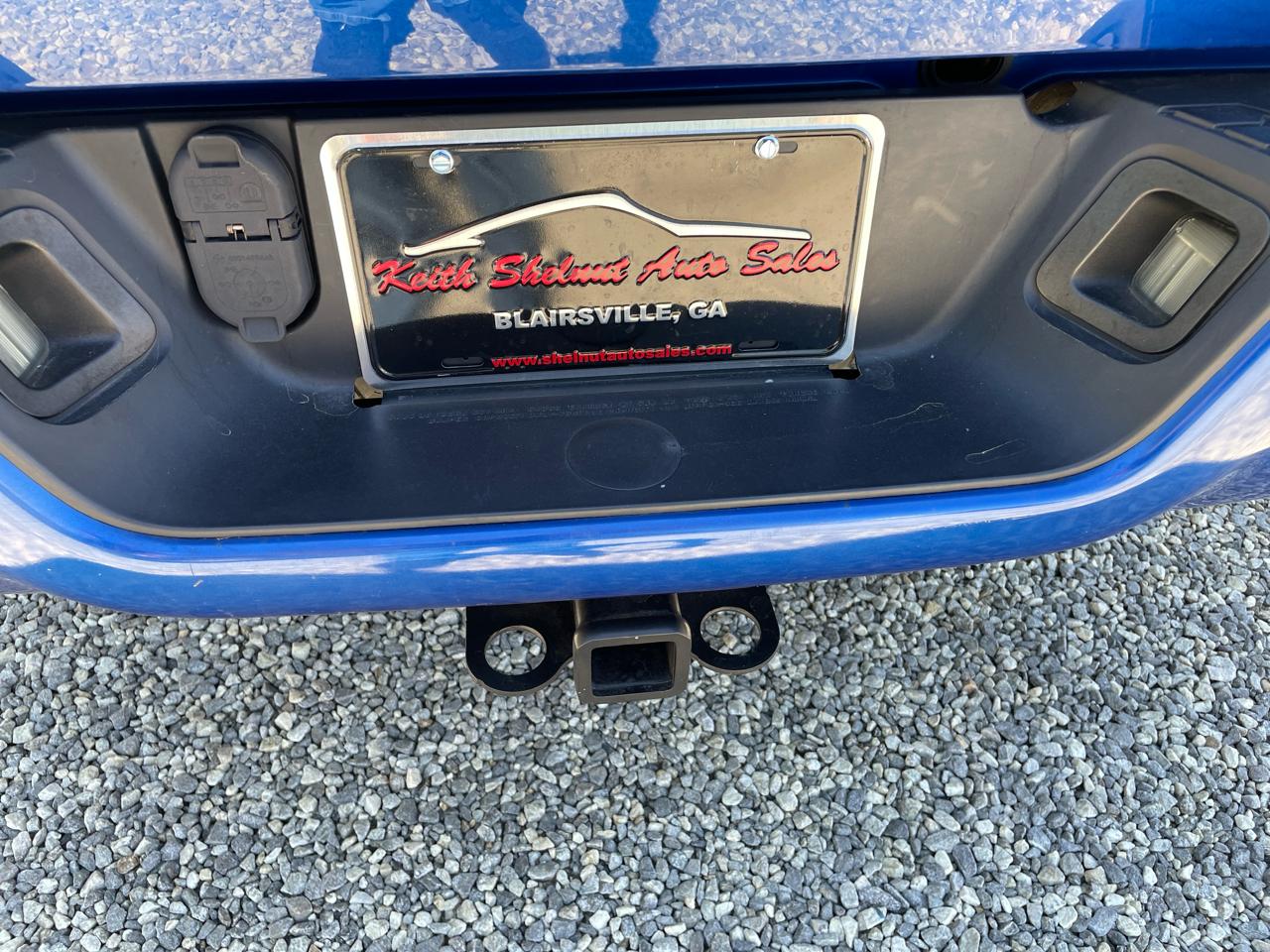 RAM 1500 4WD Crew Cab 140.5" Sport 2017