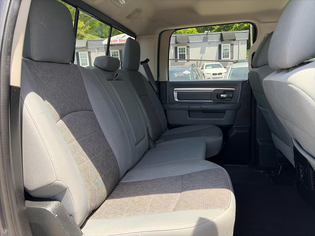 RAM 1500 SLT Crew Cab 4WD LWB 2018