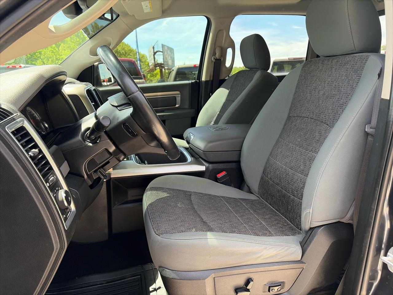 RAM 1500 SLT Crew Cab 4WD LWB 2018
