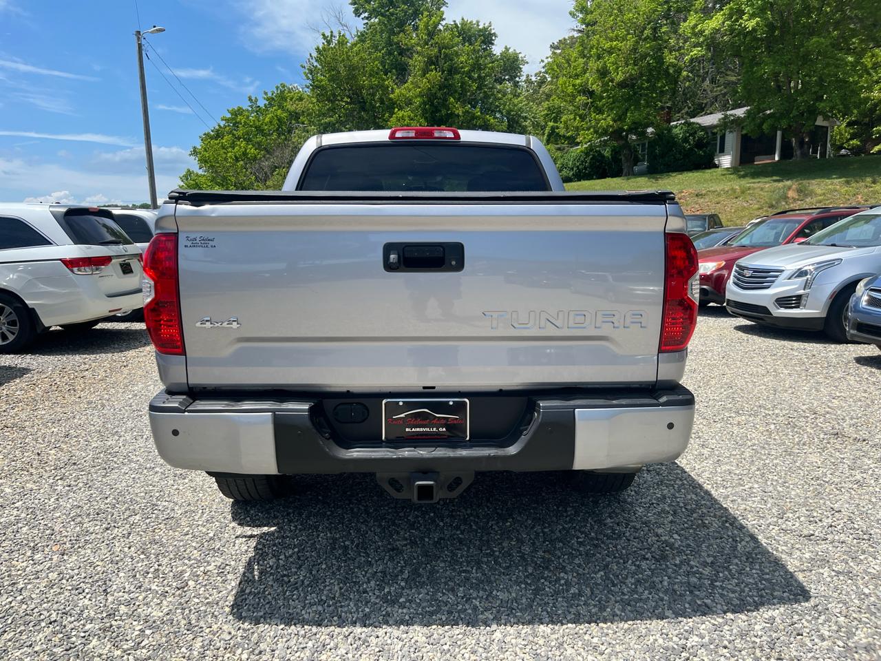 Toyota Tundra 4WD Truck CrewMax 5.7L V8 6-Spd AT Platinum (Natl) 2014