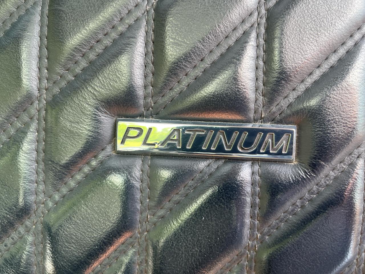 Toyota Tundra 4WD Truck CrewMax 5.7L V8 6-Spd AT Platinum (Natl) 2014