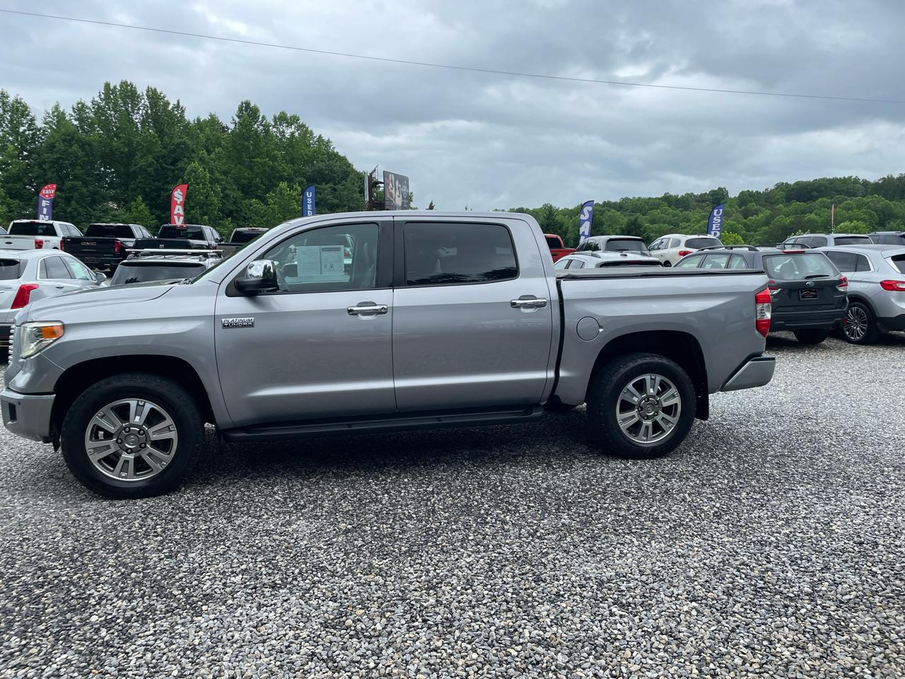 Toyota Tundra 4WD Truck CrewMax 5.7L V8 6-Spd AT Platinum (Natl) 2014
