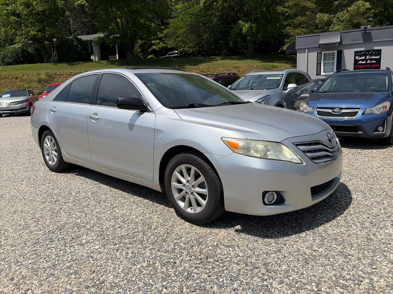 Toyota Camry 4dr Sdn V6 Auto XLE (Natl) 2011