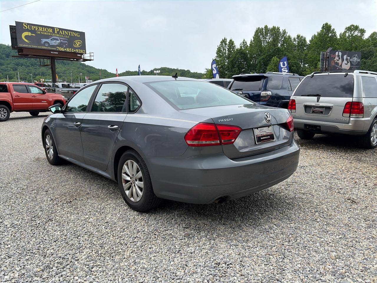 Volkswagen Passat 4dr Sdn 2.5L Auto S 2012