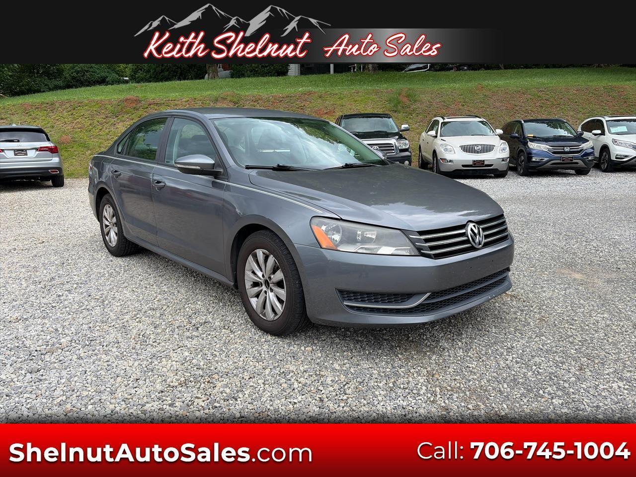Volkswagen Passat 4dr Sdn 2.5L Auto S 2012