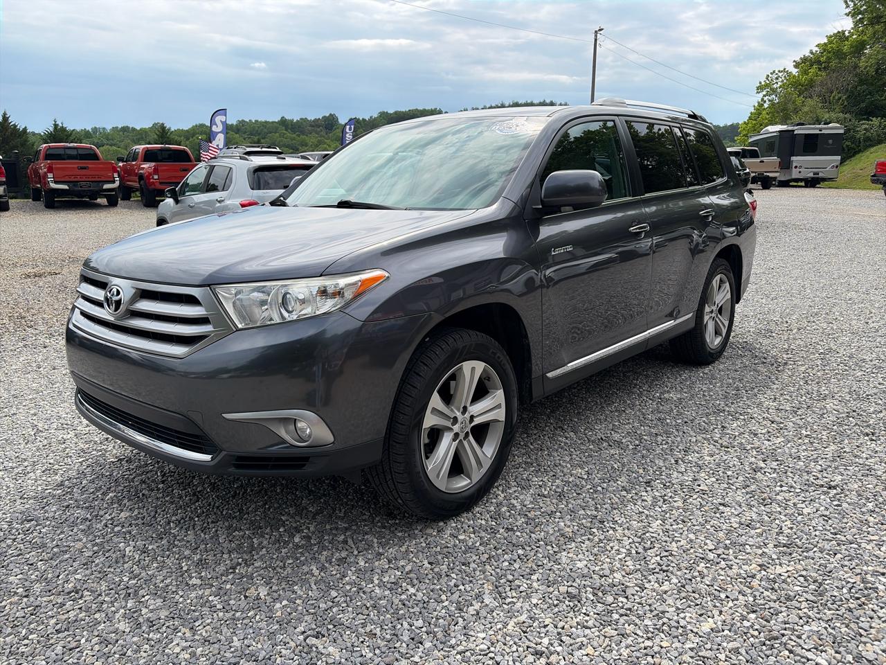 Toyota Highlander FWD 4dr V6 Limited (Natl) 2013